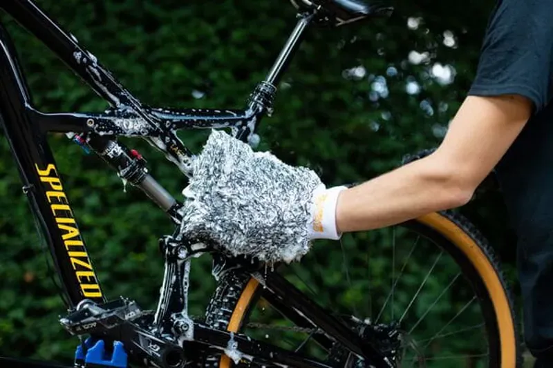 Gtechniq Bike Microfibre Wash Mitt Black one size-1